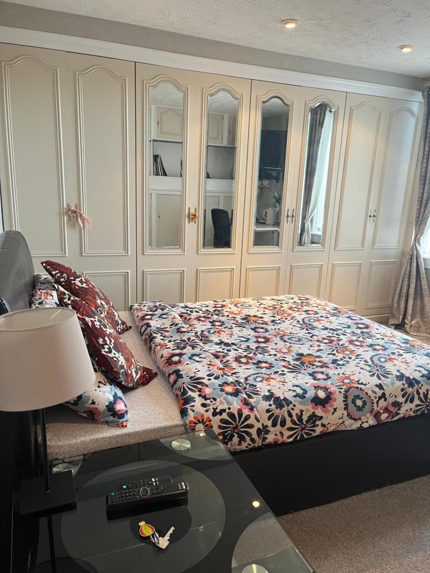 Room In A Home Эдинбург Экстерьер фото